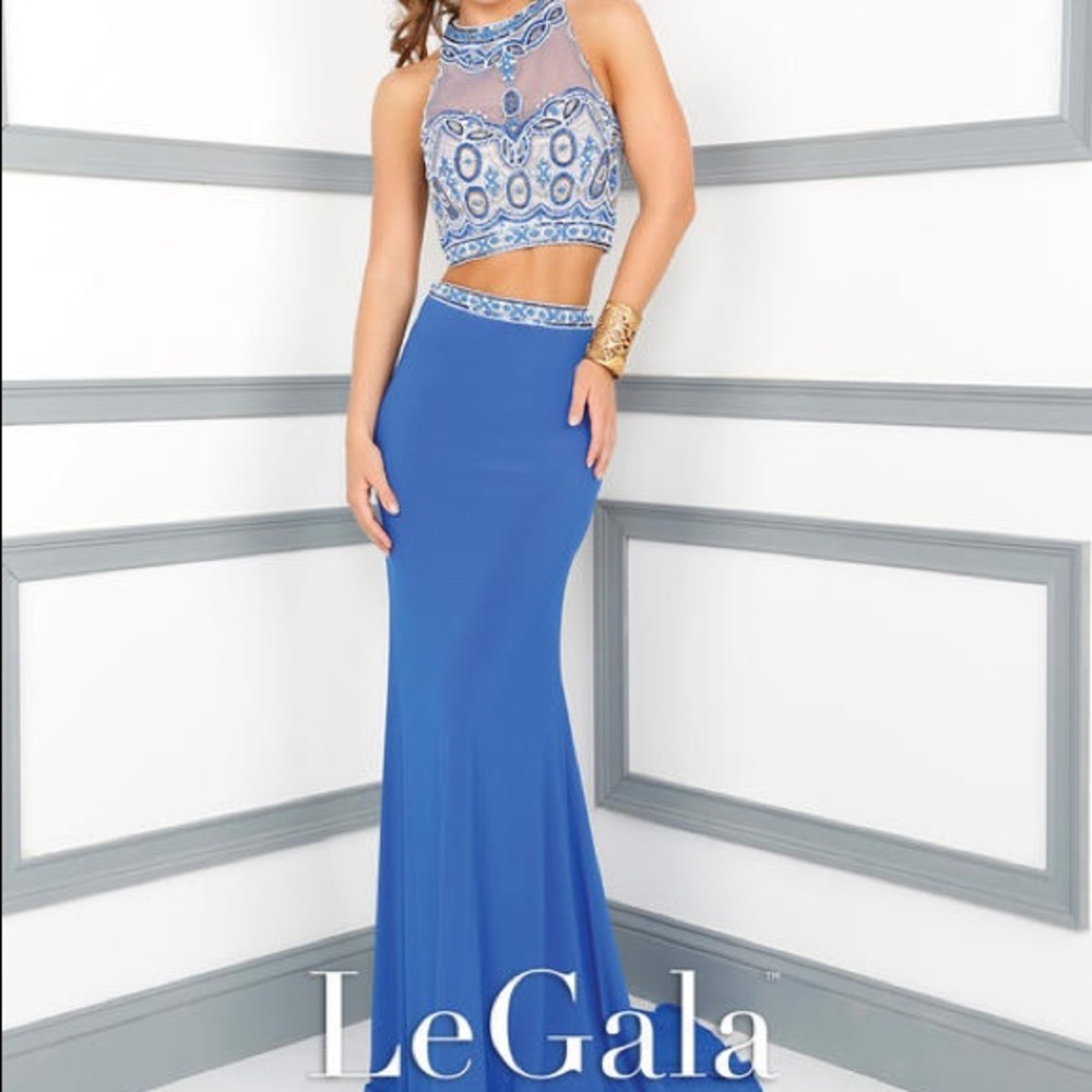 Mon Cheri Le Gala BRAND NEW W/TAGS